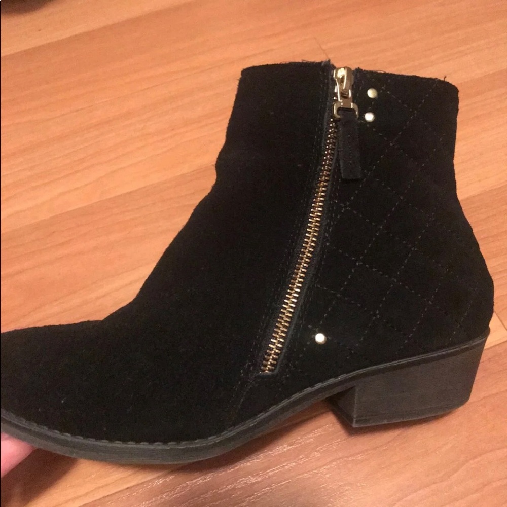 Leather booties